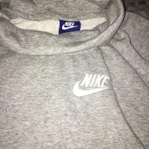 Nike sweatshirt